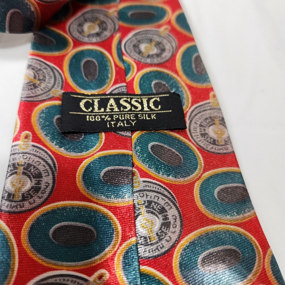 Classic Mens Tie Compass Pattern 100% Silk‎ Red / Green - Picture 2 of 4